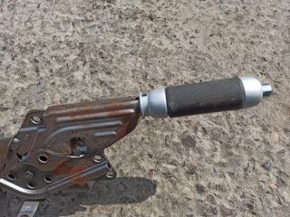 рычаг ручного тормоза (ручника) Mini Cooper 1 поколение 2001, 1.6 л., W10 B16 A, бензин, АКПП, красный, хетчбэк 5 дв.