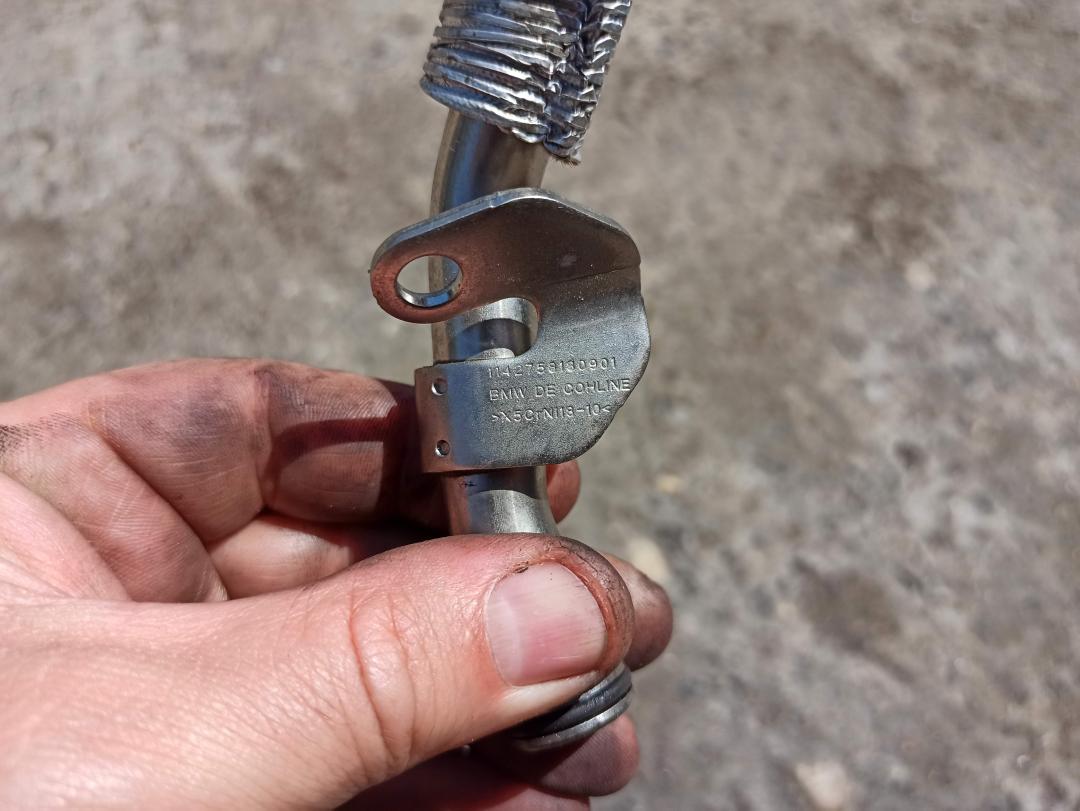 масляная трубка турбины BMW 7 серия F01/F02 2011, 3.0 л., N54 B30 A, бензин, седан, 7581809 - фото №1