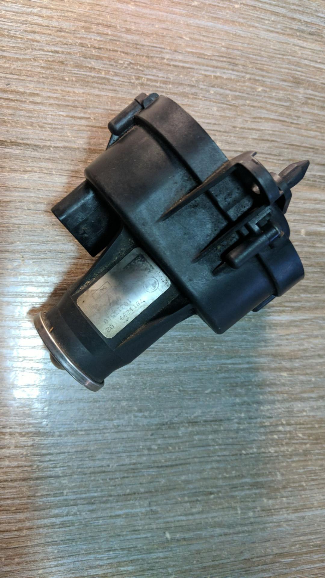 сервопривод заслонок впускного коллектора BMW 7 серия F01/F02 2010, 3.0 л., N57 D30 A, дизель, АКПП, седан, 7811299, 11617811299 - фото №1