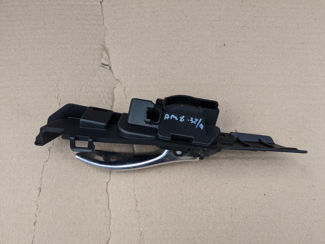 ручка внутренняя задняя правая BMW X5 E70 2007, 4.8 л., N62 B48 A, бензин, АКПП, 51417137298, 7137298 - фото №1
