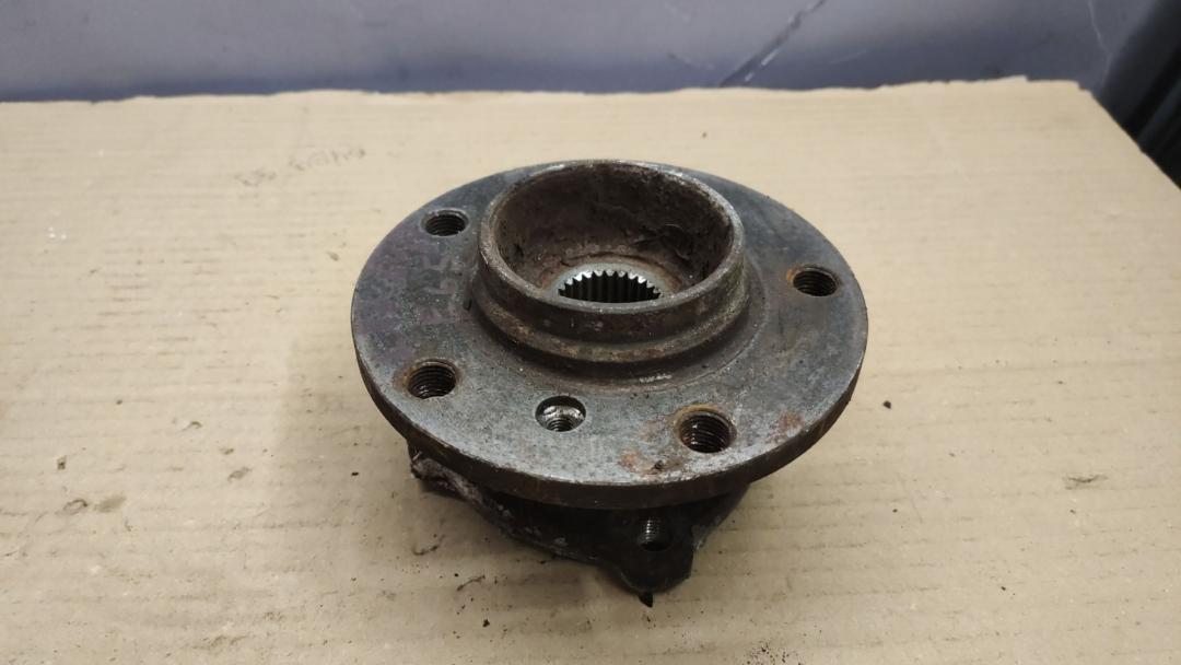 ступица задняя BMW 7 серия E65/E66/E67 2004 - фото №1