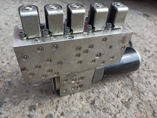 насос гидравлический подъема крыши BMW 3 серия E90/E91/E92/E93 [рестайлинг] 2009, 3.0 л., бензин, 7128780