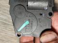 моторчик заслонки печки Mercedes-Benz M-Класс W164 2006, 3.5 л., M 272.967, бензин, АКПП, внедорожник 5 дв., правый руль, EFB336, 929888G - фото №2