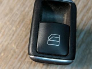 кнопка стеклоподъемника двери задней правой Mercedes-Benz M-Класс W166 2015, 2.1 л., OM 651.960, дизель, АКПП, мокрый асфальт, внедорожник 5 дв., A2049058102, 2049058102