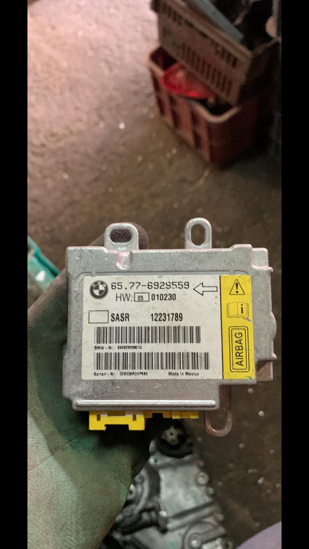 блок AirBag BMW 7 серия E65/E66/E67 2003, 4.4 л., бензин, АКПП, седан, 6929559, 65776929559 - фото №1