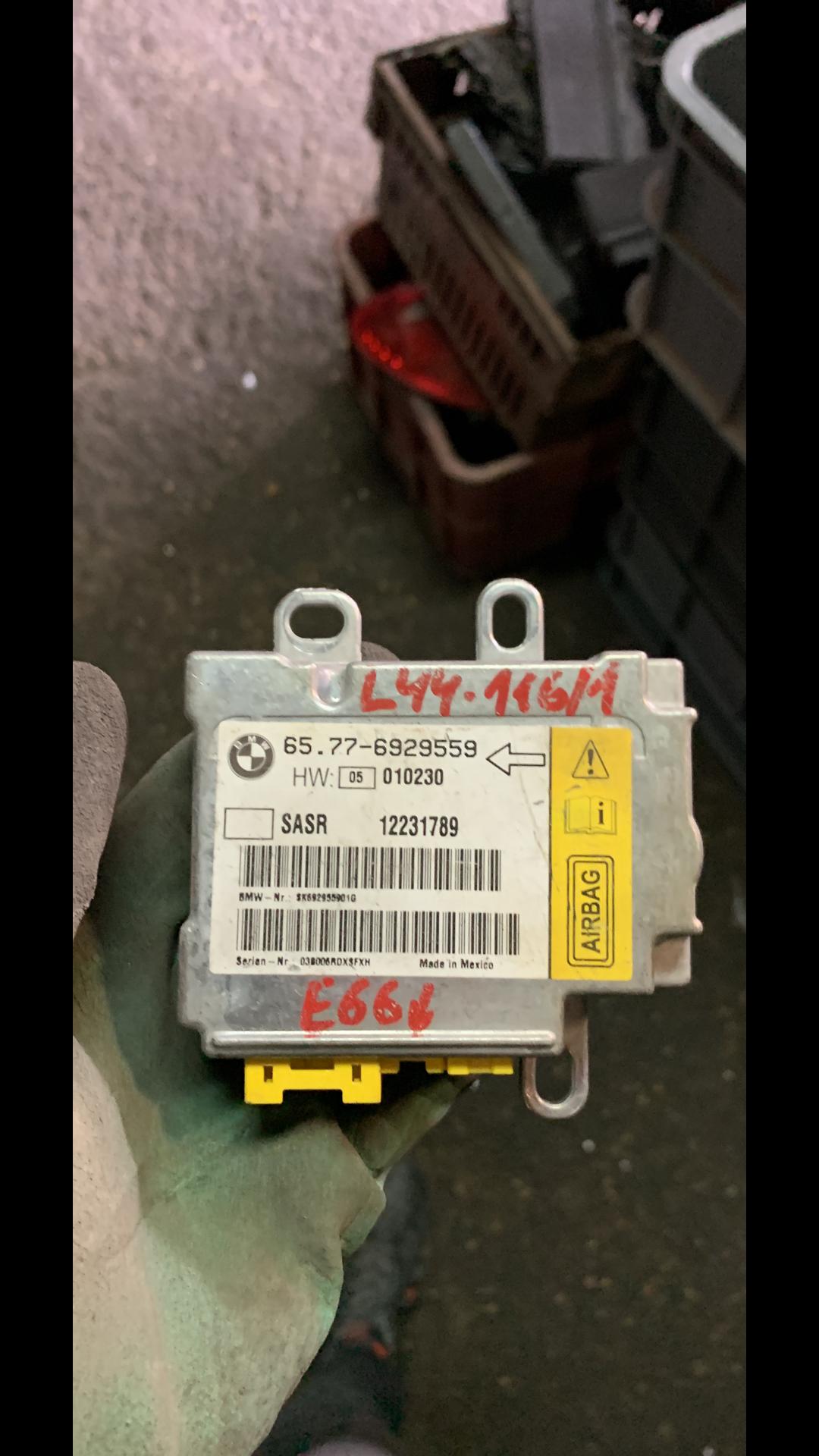 блок AirBag BMW 7 серия E65/E66/E67 2003, 4.4 л., бензин, АКПП, седан, 6929559, 65776929559 - фото №1