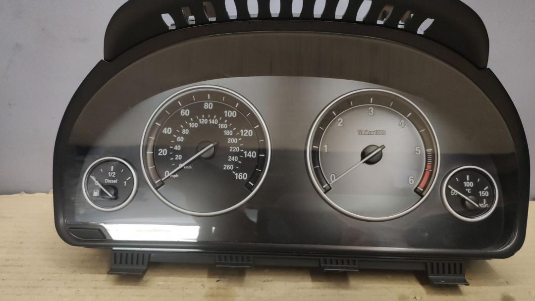 щиток приборов (приборная панель) BMW 5 серия F07/F10/F11 2012, 2.0 л., N47 D20 C, дизель, АКПП, седан, правый руль, 1785598 - фото №1