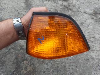 повторитель поворота на крыле BMW 3 серия E36 1996