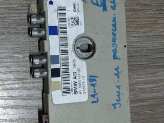 усилитель антенны BMW 3 серия E90/E91/E92/E93 [рестайлинг] 2008, 4.0 л., S65 B40 A, бензин, АКПП, темно-синий, кабриолет, 6950181