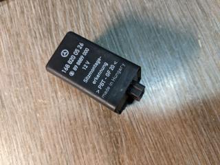 блок управления сиденьем Mercedes-Benz A-Класс W168 2000, бензин, A1688200526, 1688200526