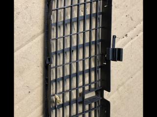 решетка капота BMW X5 E53 2001, 3.0 л., M54 B30 (306S3), бензин, АКПП, внедорожник 5 дв., 8402669