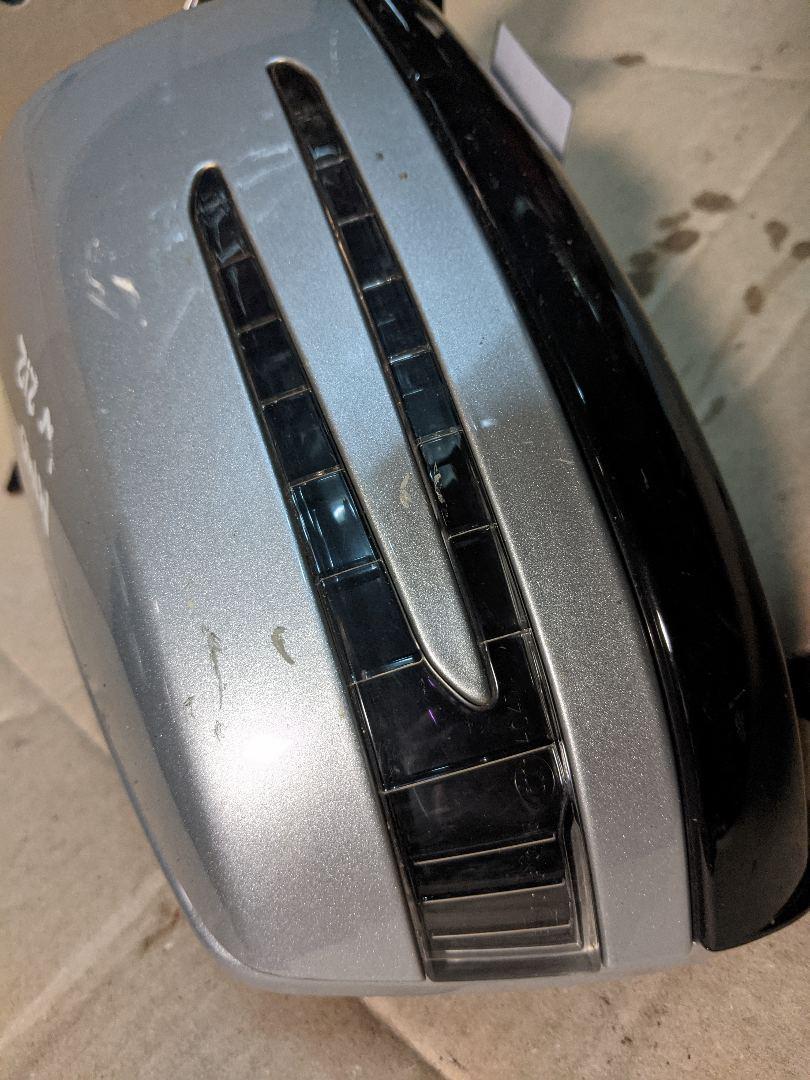 повторитель поворотов Mercedes-Benz E-Класс W212/S212/C207/A207 2010, 2.1 л., OM 651.924, дизель, АКПП, серебристый, седан - фото №1