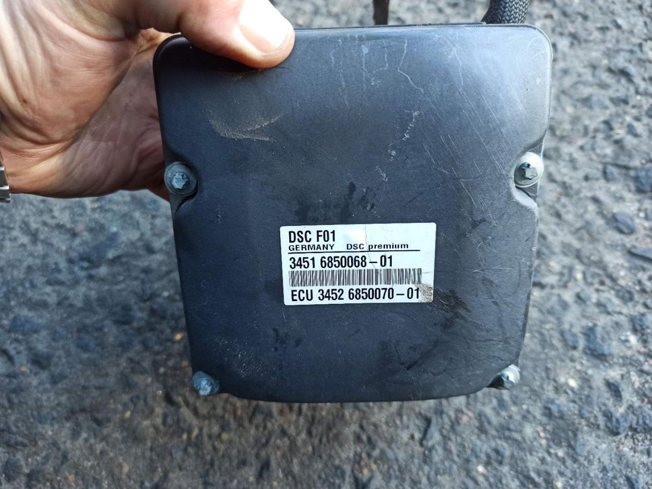 блок ABS BMW 7 серия F01/F02 2011, 3.0 л., N54 B30 A, бензин, седан, 6850068, 6850070 - фото №1