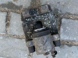 суппорт задний правый BMW X5 E70 2010