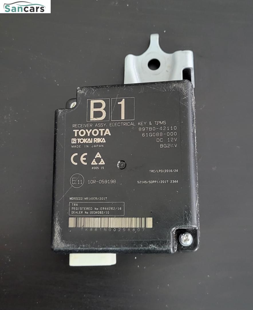 блок контроля давления в шинах Toyota RAV4 5 поколение (XA50) 2021, 2.5 л., бензин, вариатор, внедорожник 5 дв., 897B042110 - фото №1