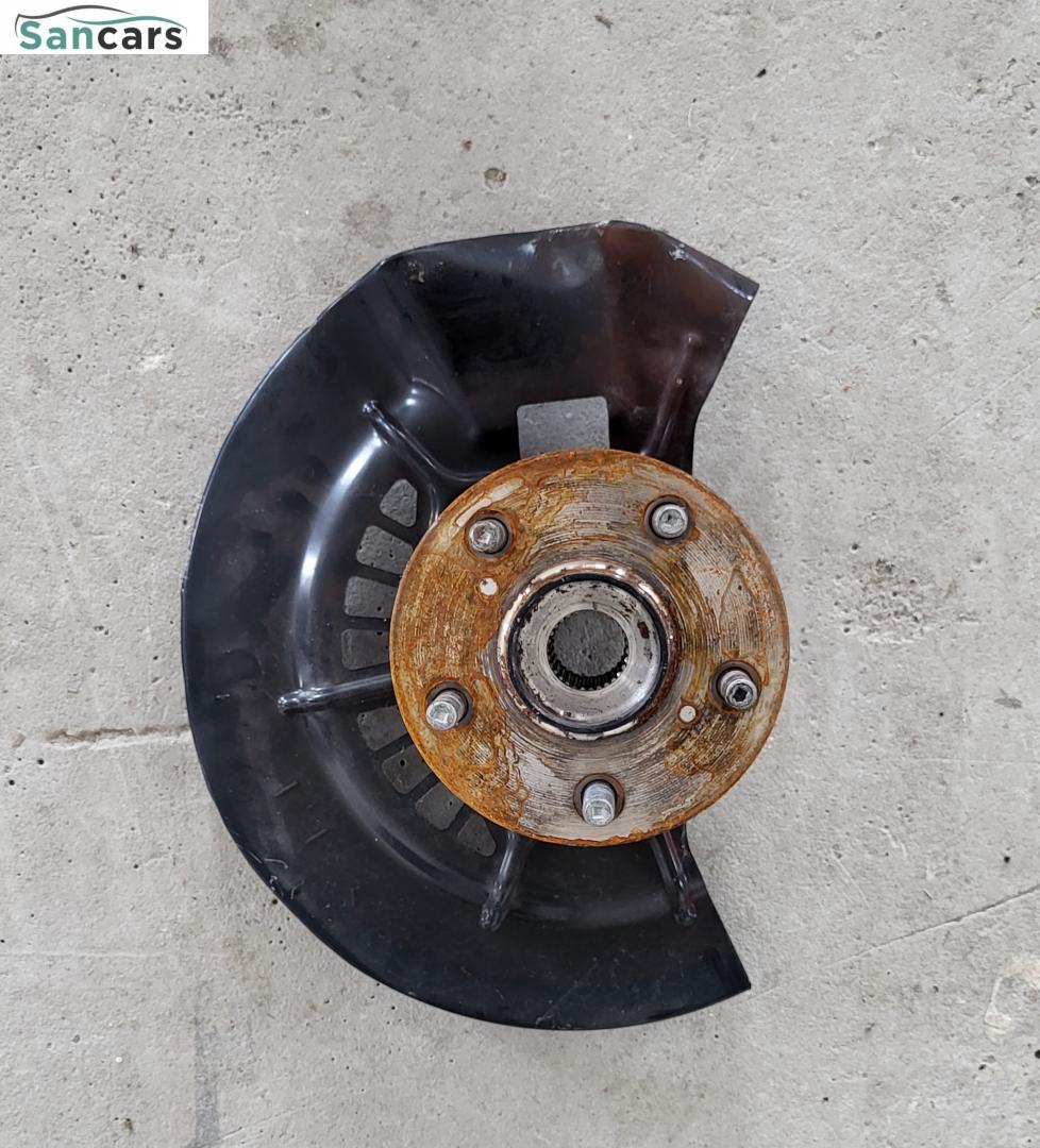 ступица передняя левая Toyota RAV4 5 поколение (XA50) 2021, 2.5 л., бензин, вариатор, внедорожник 5 дв., 4355033050 - фото №1