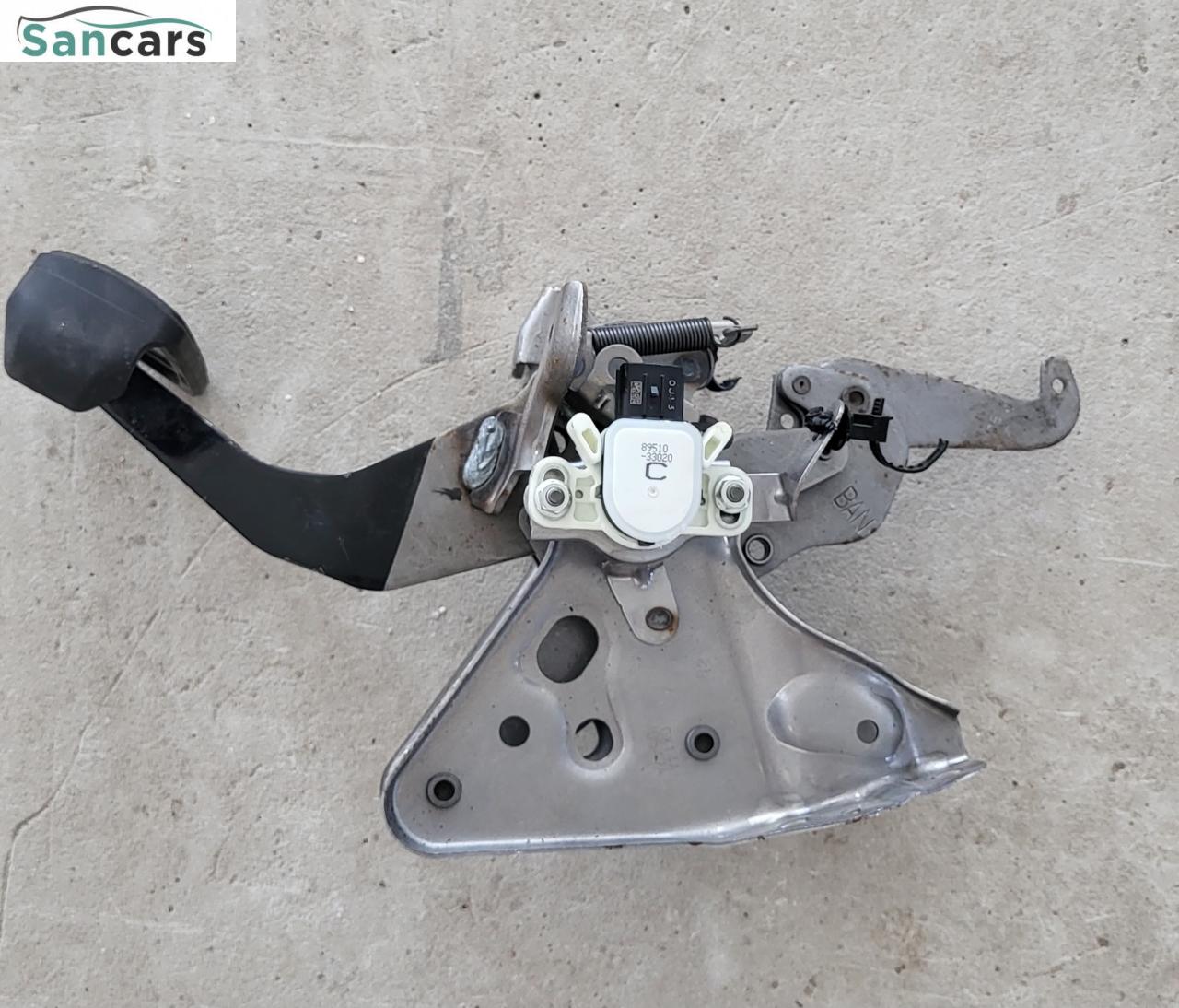 датчик (прочие) Toyota RAV4 5 поколение (XA50) 2021, 2.5 л., бензин, вариатор, внедорожник 5 дв., 8951033020 - фото №1