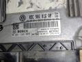 блок управления двигателем Volkswagen Golf 6 поколение (2008 - 2012), 1.4 л., бензин, 03C906016AM, 0261S06083 - фото №2