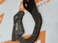петля капота левая Ford Focus 3 поколение (2011 - 2015), 1.6 л., JQDB, бензин, универсал, передний привод - фото №2