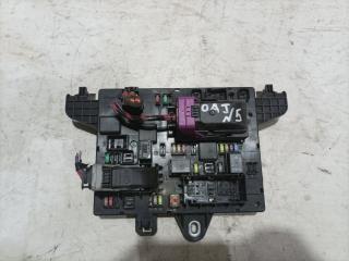 блок предохранителей Opel Astra J (2009 - 2012), 365927271