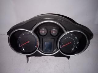 щиток приборов (приборная панель) Chevrolet Cruze 1 поколение (2009 - 2012), 95472836