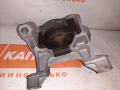 подушка крепления двигателя Mazda CX-5 1 поколение 2012, 2.0 л., PE-VPS, бензин, АКПП, внедорожник 5 дв., передний привод, KD4739060C - фото №2