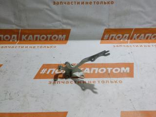 петля капота левая Mazda CX-7 1 поколение [рестайлинг] 2009, 2.3 л., L3-VDT, бензин, АКПП, внедорожник 5 дв., полный привод, EG2152420C