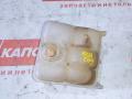 бачок расширительный Ford Kuga 2 поколение 2013, 2.0 л., дизель, АКПП, frozen white, внедорожник 5 дв., полный привод, 8V618K218AE, 1717053 - фото №2