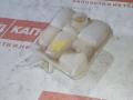 бачок расширительный Ford Kuga 2 поколение 2013, 2.0 л., дизель, АКПП, frozen white, внедорожник 5 дв., полный привод, 8V618K218AE, 1717053 - фото №3
