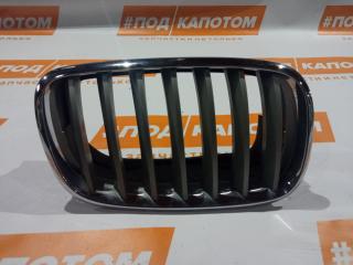 решетка радиатора BMW X5 E70 2007, 4.8 л., N62 B48 B, бензин, АКПП, 475, внедорожник 5 дв., полный привод, 51137171396