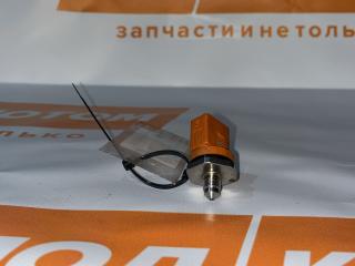датчик давления топлива Volkswagen Golf 5 поколение (2003 - 2009), 1.4 л., CTHA, бензин, 06J906051D