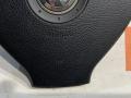 подушка безопасности водителя Volkswagen Tiguan 1 поколение 2008, 2.0 л., CBAB, дизель, АКПП, 2t / c9x, внедорожник 5 дв., полный привод, 1K0880201, 1K0880201CB1QB - фото №2