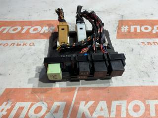 блок предохранителей Volkswagen Passat B7 2011, 1.4 л., CAXA, бензин, АКПП, b4 / b9a, универсал, передний привод