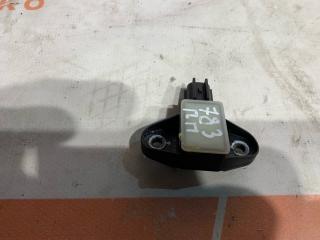 датчик удара Volkswagen Passat B7 2013, 1.4 л., CAXA, бензин, АКПП, z2 / h5x, универсал, передний привод, 23120303
