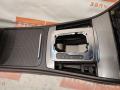 подлокотник Volkswagen Passat B7 2012, 1.4 л., CAXA, бензин, АКПП, 7s / c8y, универсал, передний привод - фото №4
