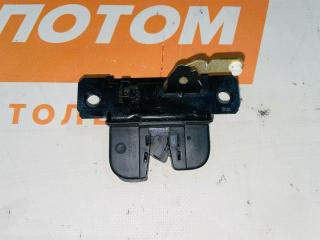 замок багажника Volkswagen Touareg 1 поколение 2005, 4.2 л., AXQ, бензин, АКПП, z4 / c9z, внедорожник 5 дв., полный привод, 7L6827505